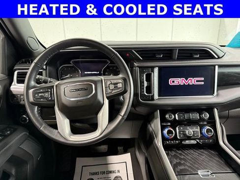 Used 2021 GMC Yukon Denali w/ Denali Premium Package image 2