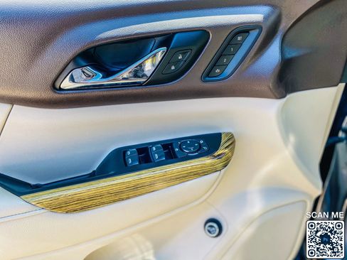 Used 2017 GMC Acadia Denali w/ Technology Package image 17