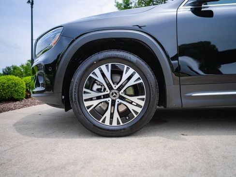Certified 2025 Mercedes-Benz GLB 250 image 9