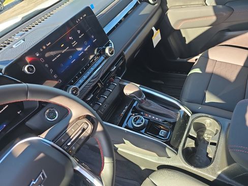 New 2026 Chevrolet Colorado Z71 w/ Technology Package image 19