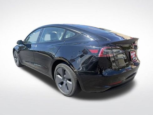 Used 2023 Tesla Model 3 Standard Range RWD image 5