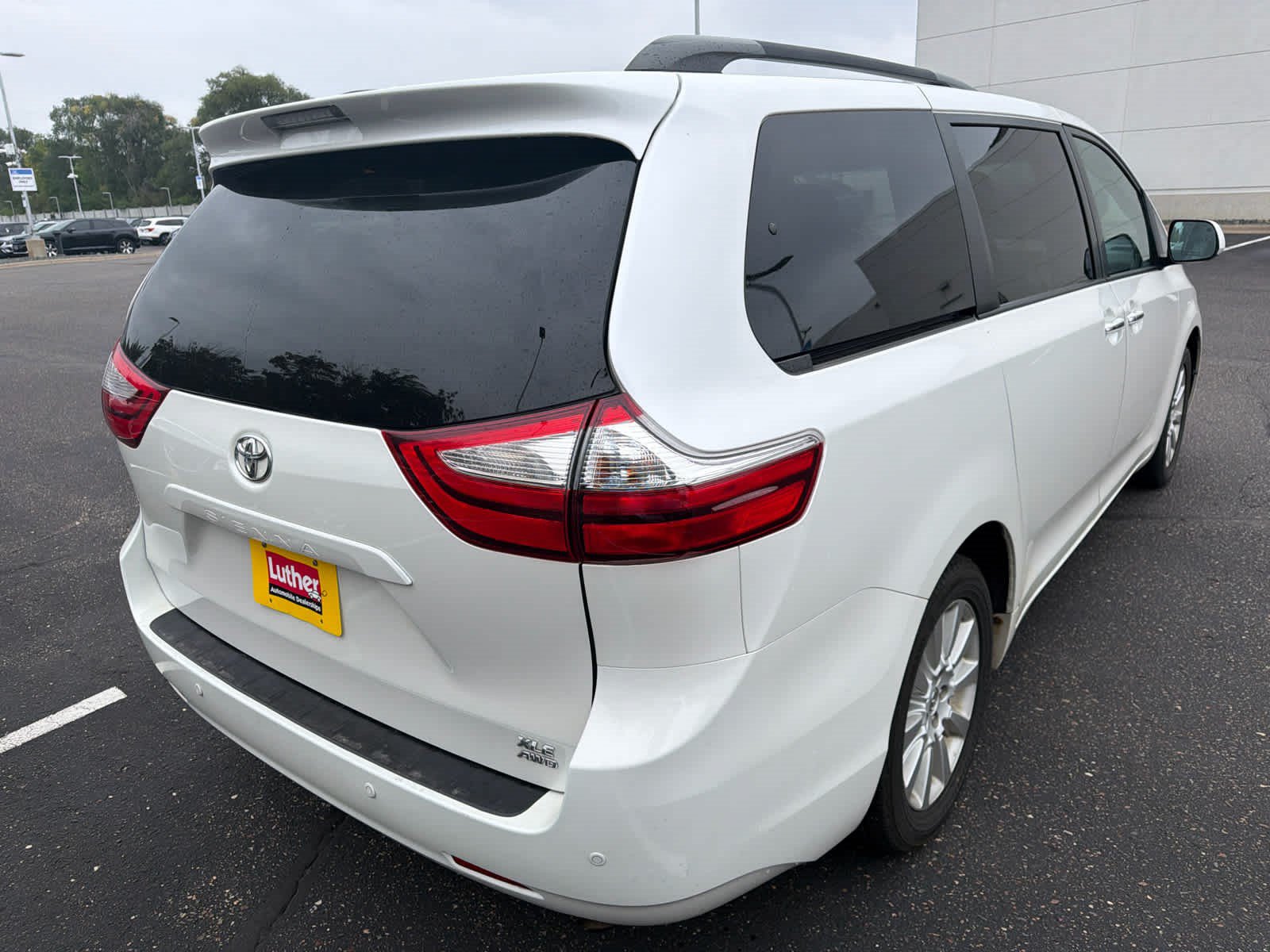 Used 2015 Toyota Sienna XLE Premium AWD/4WD image 13