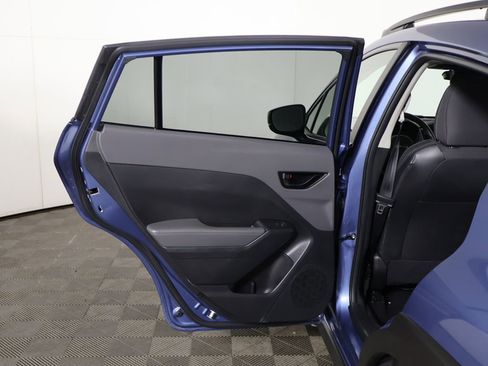 Used 2024 Subaru Crosstrek 2.0i Premium image 21