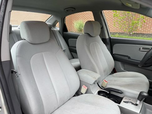 Used 2009 Hyundai Elantra GLS FWD image 35