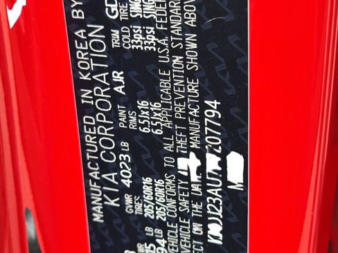 Used 2023 Kia Soul LX w/ LX Technology Package image 15