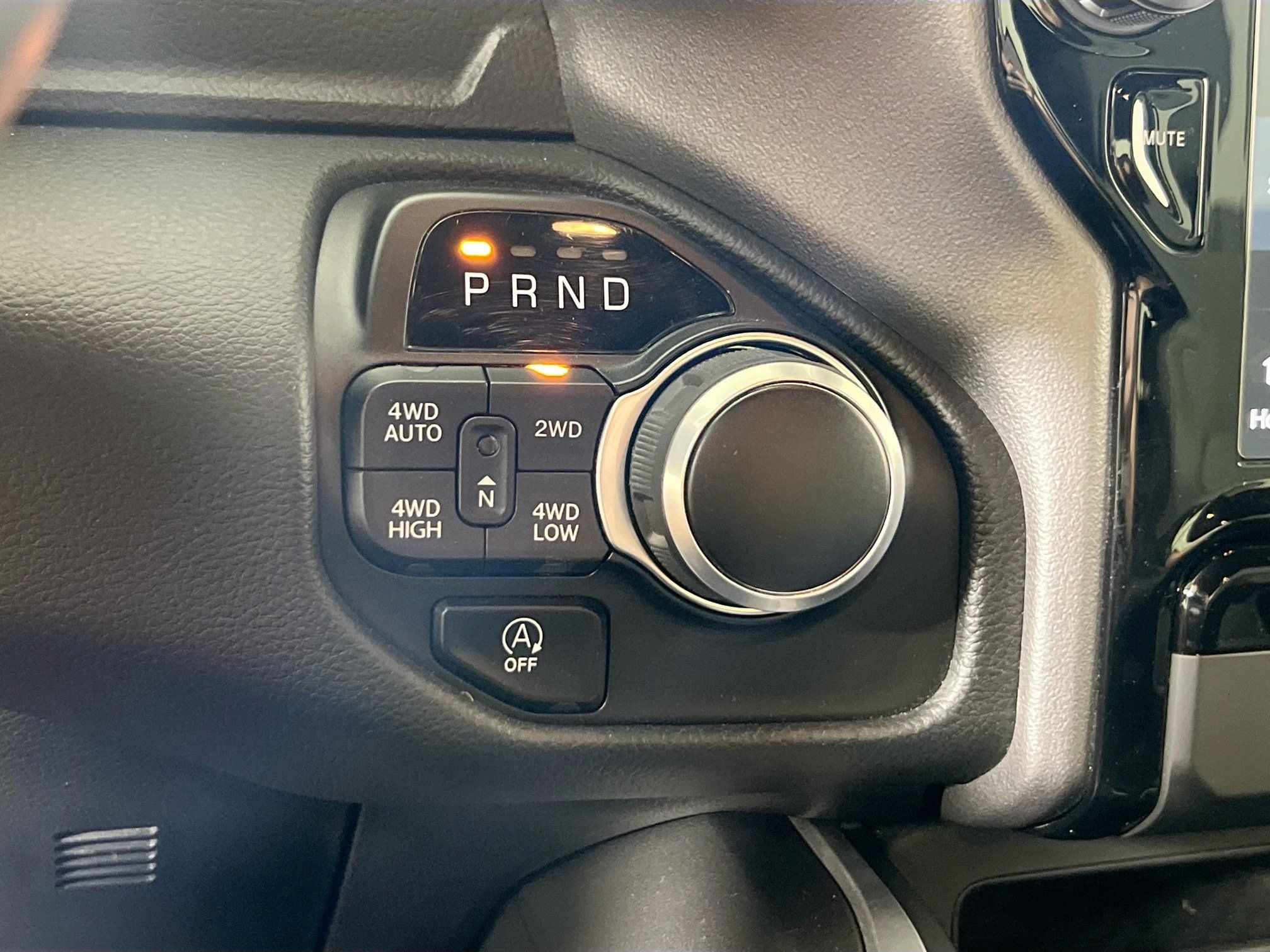 Used 2023 RAM 1500 Big Horn AWD/4WD image 17