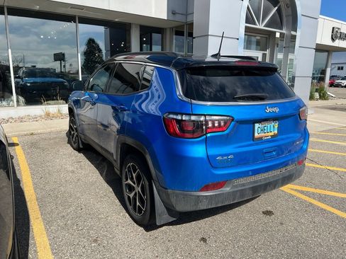 Used 2024 Jeep Compass Limited AWD/4WD image 4