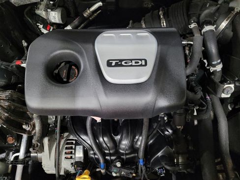 Used 2020 Kia Optima Premium image 30