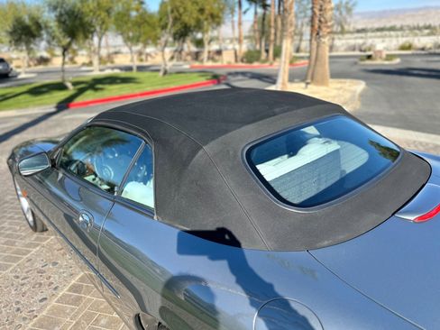 Used 2003 Jaguar XK8 Convertible image 9