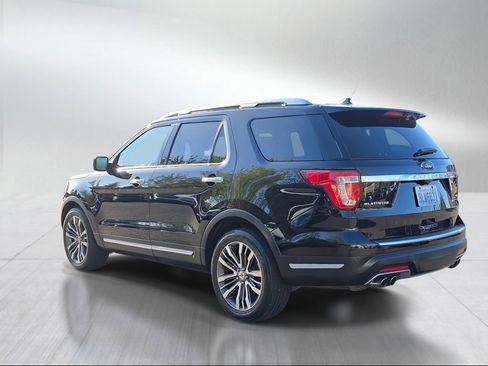 Used 2018 Ford Explorer Platinum AWD/4WD image 5