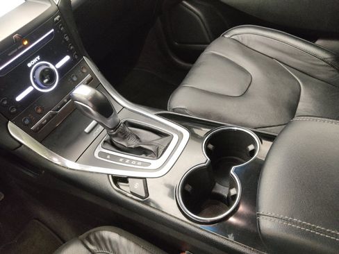 Used 2016 Ford Edge Titanium w/ Equipment Group 301A AWD/4WD image 26