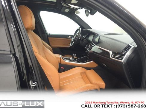 Used 2021 BMW X5 xDrive40i w/ M Sport Package AWD/4WD image 7