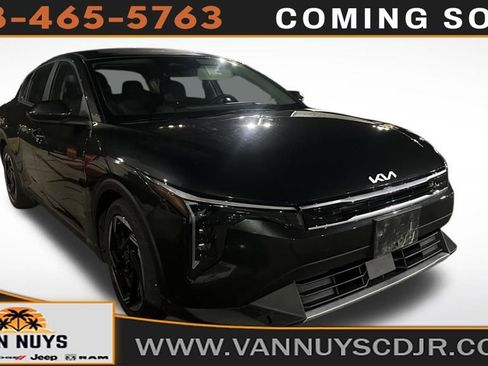 Used 2025 Kia K4 EX FWD image 1