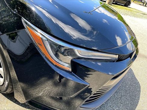 Used 2024 Toyota Corolla LE FWD image 32