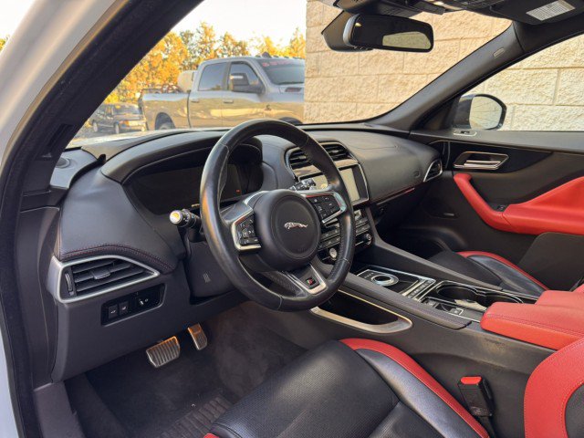 Used 2017 Jaguar F-PACE S AWD/4WD image 6