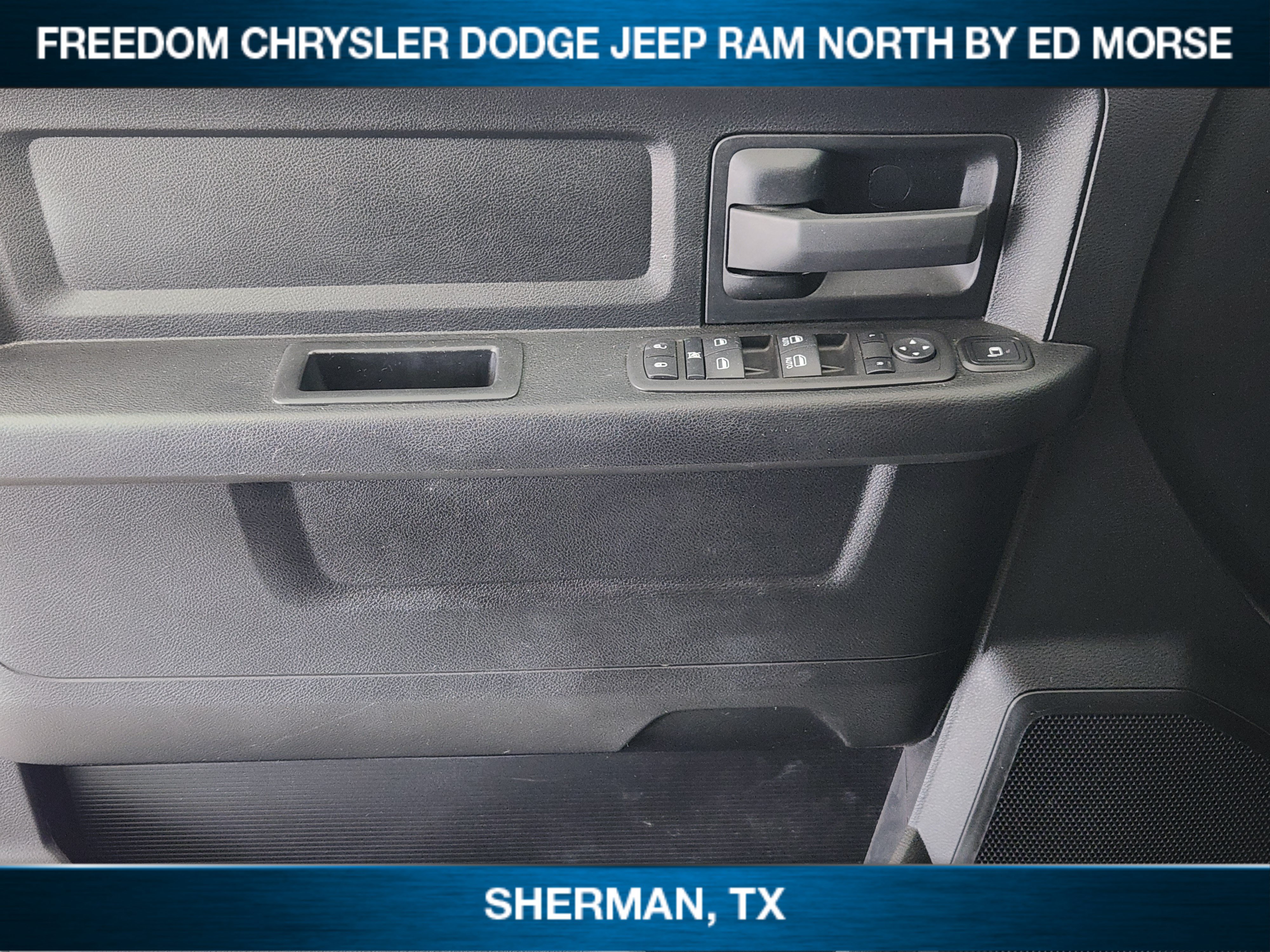 Used 2024 RAM 2500 Tradesman w/ Chrome Appearance Group AWD/4WD image 16