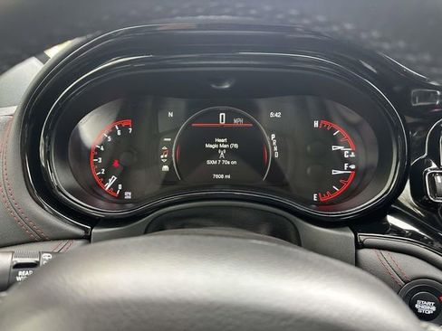 Used 2025 Dodge Durango GT AWD/4WD image 14