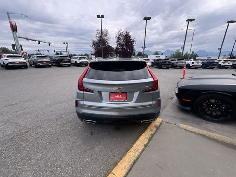 Used 2024 Cadillac XT4 Premium Luxury image 27