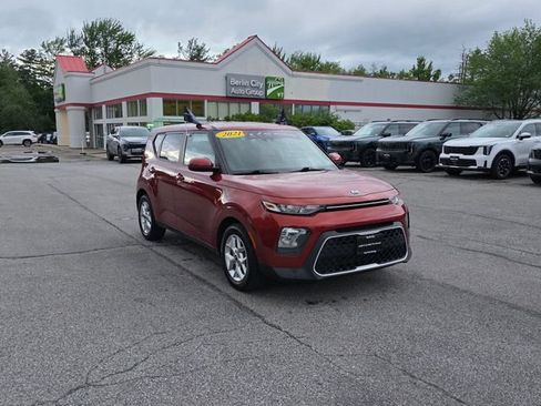 Certified 2021 Kia Soul S FWD image 29