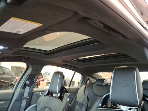 New 2026 Cadillac CT5 V Blackwing w/ Carbon Fiber 1 Package image 11