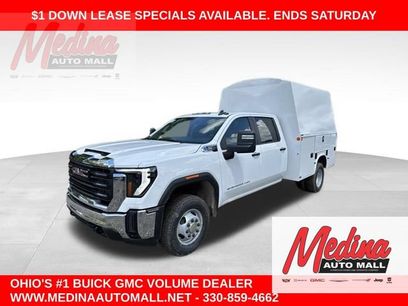 New 2026 GMC Sierra 3500 Pro w/ Convenience Package