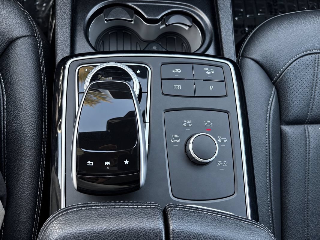 Used 2019 Mercedes-Benz GLS 450 4MATIC image 35