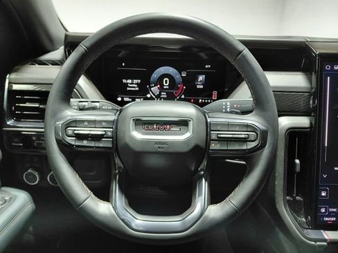 Used 2025 GMC Yukon AT4 w/ LPO, Floor Liner Package image 33