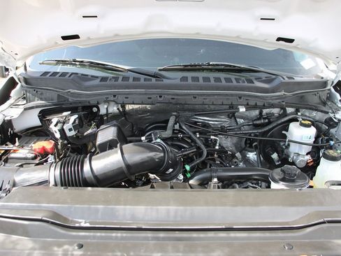 Used 2023 Ford F350 XL image 11