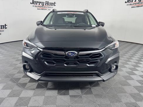 Used 2025 Subaru Crosstrek 2.5i Premium AWD/4WD image 4