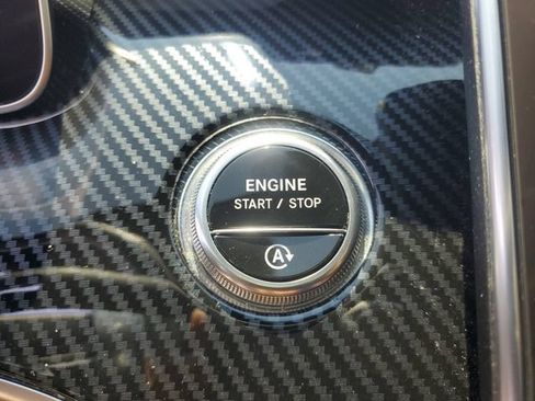 Used 2022 Mercedes-Benz C 300 4MATIC Sedan image 12