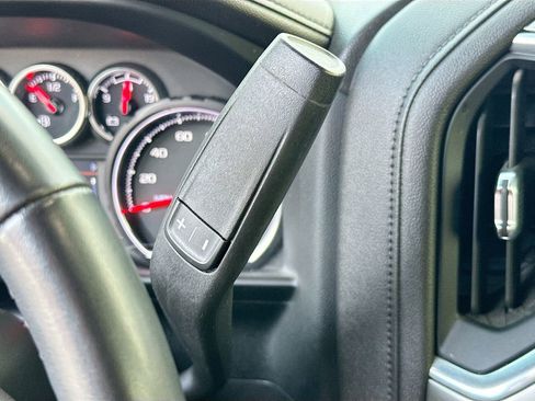 Used 2022 Chevrolet Silverado 1500 LTZ image 16