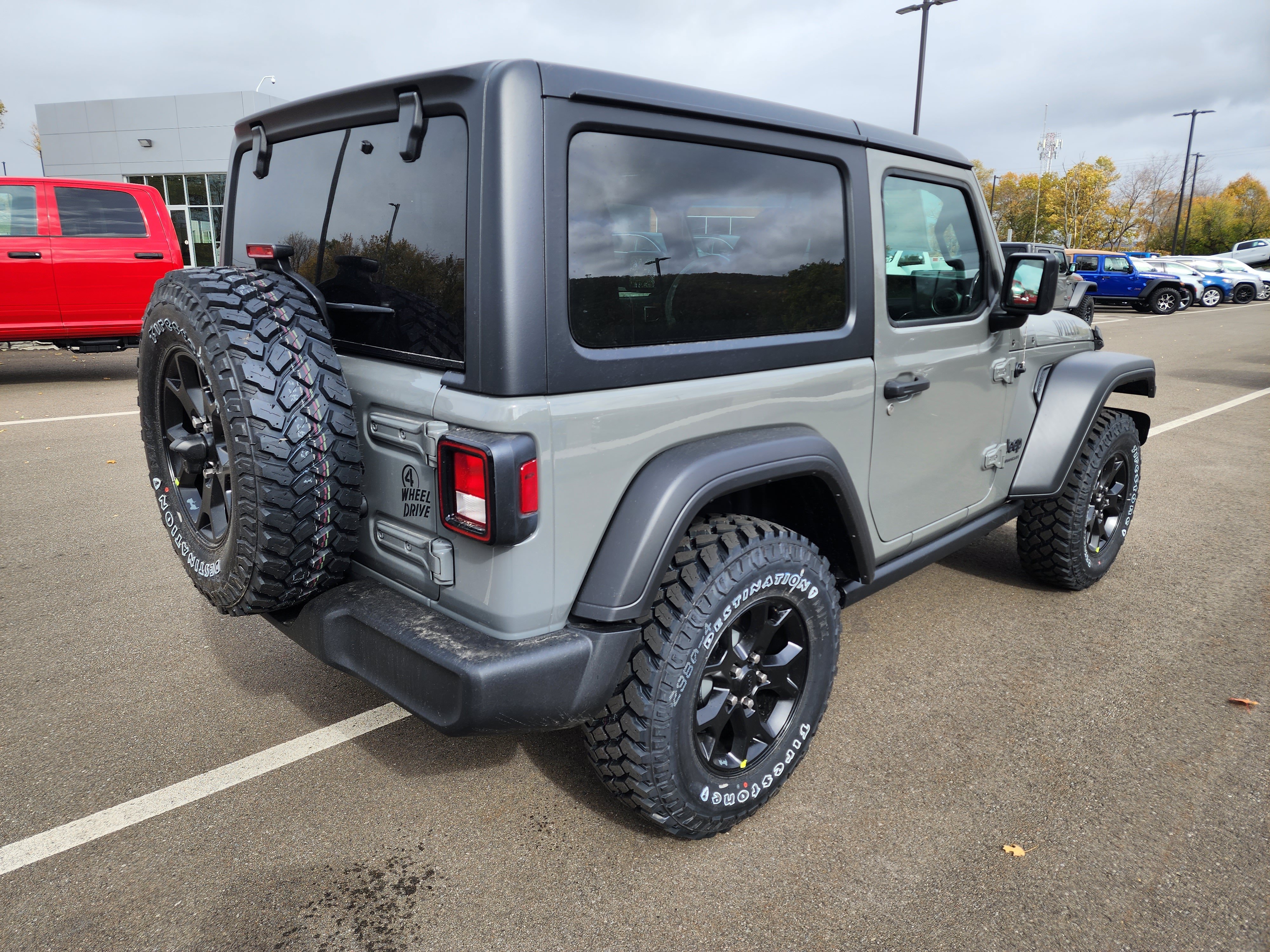 Used 2023 Jeep Wrangler Sport AWD/4WD image 7