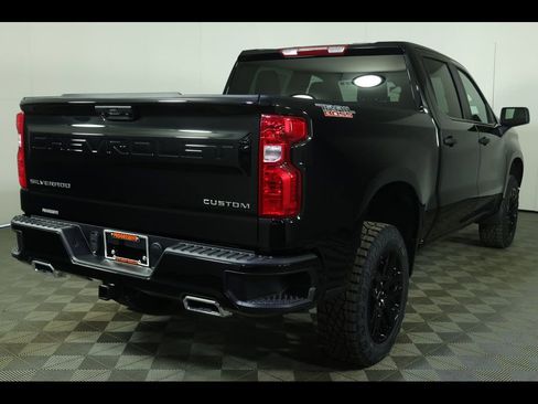 New 2026 Chevrolet Silverado 1500 Custom Trail Boss AWD/4WD image 21
