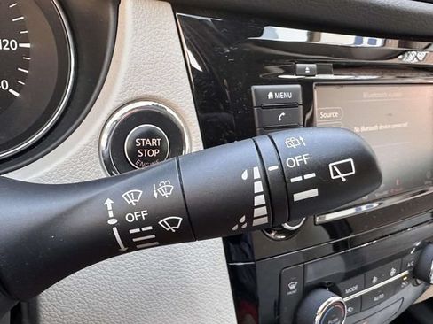 Used 2020 Nissan Rogue Sport SV w/ All-Weather Package AWD/4WD image 36
