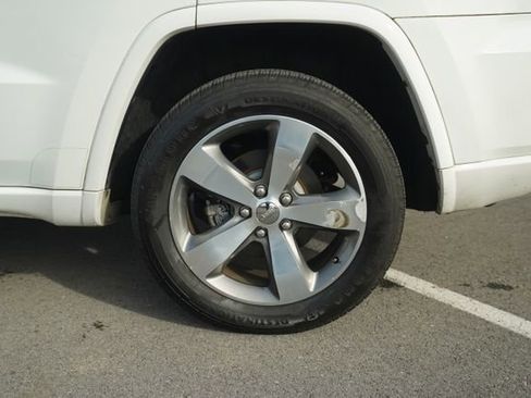 Used 2015 Jeep Grand Cherokee Overland w/ Trailer Tow Group IV image 42