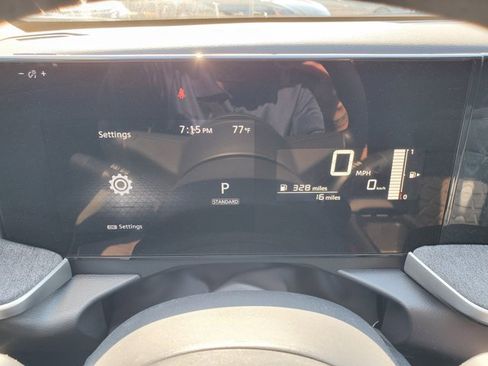 New 2025 Nissan Kicks SV image 15