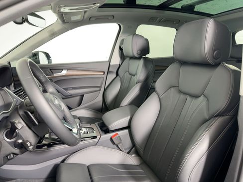 Certified 2025 Audi Q5 2.0T Premium Plus w/ Premium Plus Package image 23