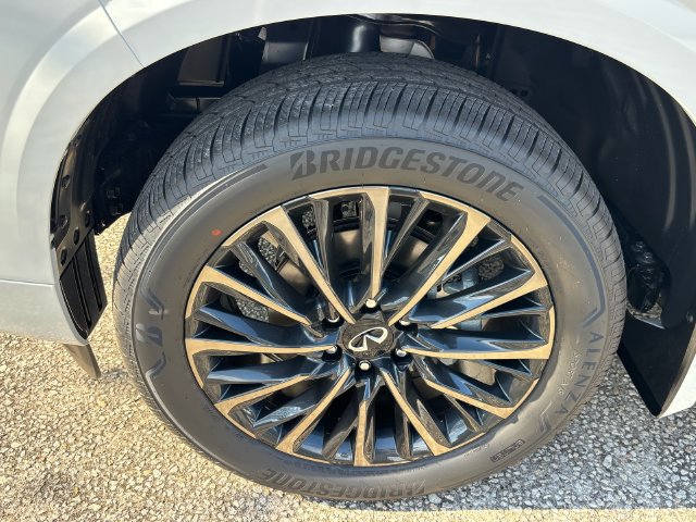 New 2026 INFINITI QX80 Autograph w/ Premium Cargo Package AWD/4WD image 10
