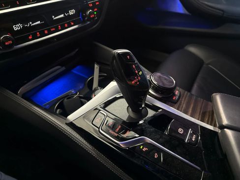 Used 2023 BMW M550i xDrive w/ Executive Package AWD/4WD image 30