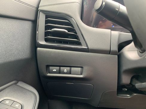 New 2026 Nissan Sentra SV w/ SV Convenience Package image 17