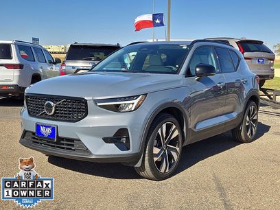 Certified 2023 Volvo XC40 B4 Ultimate w/ Climate Package