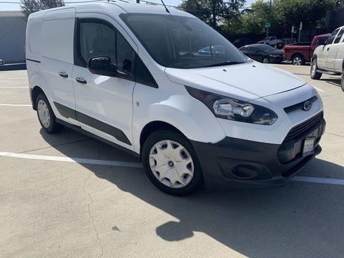 Used 2017 Ford Transit Connect XL FWD image 4