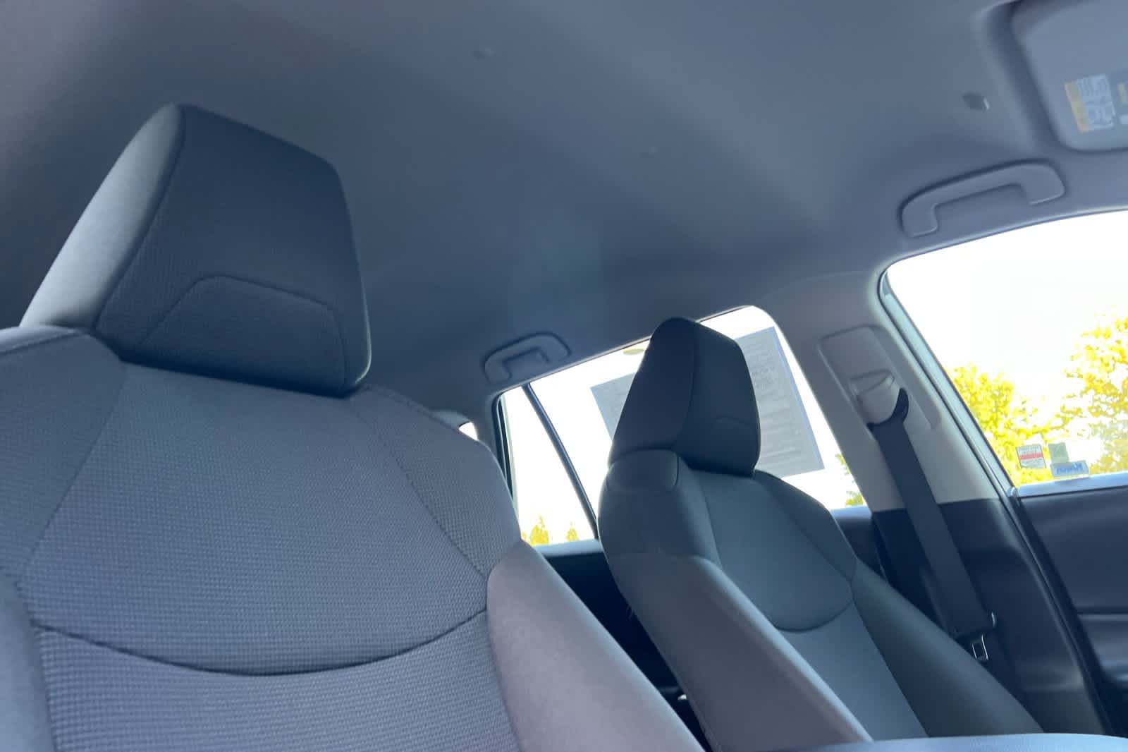 Certified 2025 Toyota RAV4 LE AWD/4WD image 18