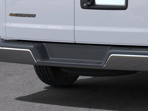 New 2025 Chevrolet Express 2500 Work Van w/ Driver Convenience Package image 15