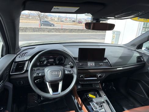 Used 2024 Audi Q5 e Premium Plus image 13