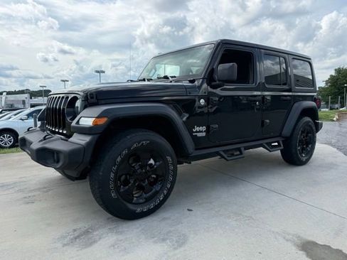 Used 2020 Jeep Wrangler Unlimited Sport S AWD/4WD image 5
