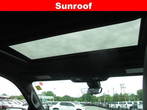 Used 2021 GMC Sierra 1500 AT4 w/ AT4 Premium Package AWD/4WD image 21