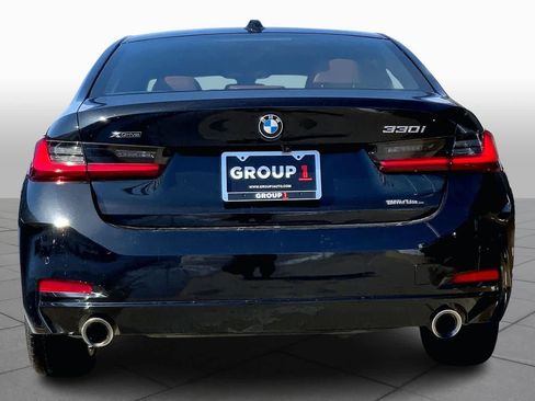 Used 2023 BMW 330i xDrive 330i xDrive w/ Premium Package image 5