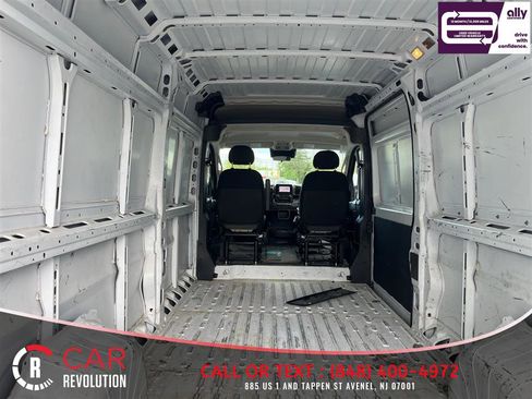 Used 2023 RAM ProMaster 2500 FWD image 7