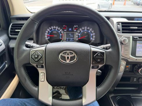 Used 2019 Toyota 4Runner SR5 RWD image 10